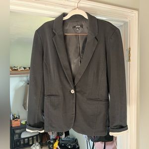 Women’s black blazer
